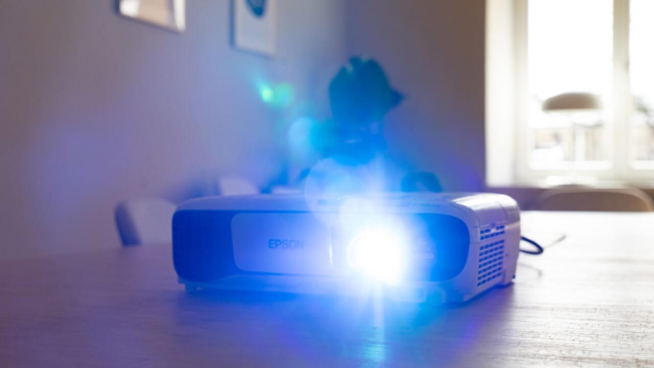 como conectar video beam